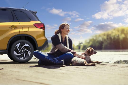 vitara-geel-hond